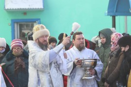 Служение епископа Амфилохия в навечерие Крещения Господня