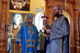 Божественная Литургия в Неделю о Мытаре и Фарисее