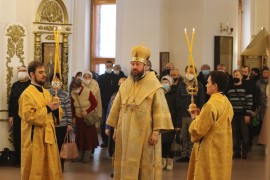 Божественная Литургия в Неделю о блудном сыне