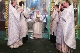 В праздник Рождества Христова архиепископ Антоний совершил Божественную литургию в храме Христа Спасителя г. Уральска