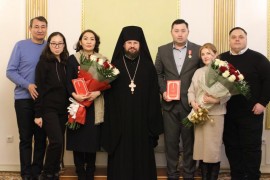 В ДУХОВНО-КУЛЬТУРНОМ ЦЕНТРЕ ИМЕНИ СВЯТЫХ РАВНОАПОСТОЛЬНЫХ КИРИЛЛА И МЕФОДИЯ СОСТОЯЛОСЬ НАГРАЖДЕНИЕ ВРАЧЕЙ ОСОБО ПОТРУДИВШИХСЯ В БОРЬБЕ С КОРОНАВИРУСНОЙ ИНФЕКЦИЕЙ