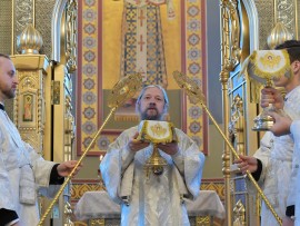 В Неделю по Рождестве Христовом епископ Каскеленский Геннадий совершил Божественную Литургию