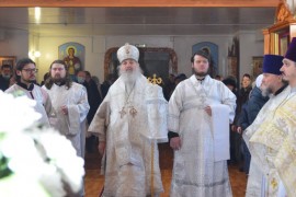 В Серафимовском храме Иверско-Серафимовского собора Экибастуза служением Божественной литургии отметили престольный праздник