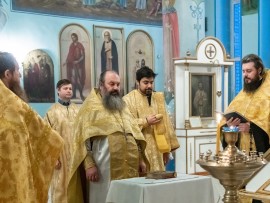 БЛАГОДАРСТВЕННЫЙ МОЛЕБЕН В ДЕНЬ ГОДОВЩИНЫ ИНТРОНИЗАЦИИ СВЯТЕЙШЕГО ПАТРИАРХА КИРИЛЛА