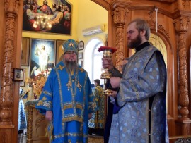 Божественная Литургия в Неделю о Мытаре и Фарисее
