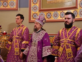 Неделя Торжества Православия. Епископ Каскеленский Геннадий совершил Литургию во Владимирском храме Алматы
