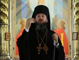 Епископ Амфилохийсовершил Божественную Литургию Преждеосвященных Даров в Воскресенском кафедральном соборе города Семипалатинска