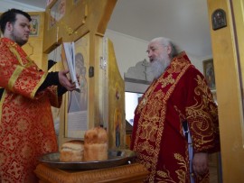 В Светлую субботу епископ Варнава совершил Божественную литургию в храме в честь преподобномученицы Елизаветы села Щербакты