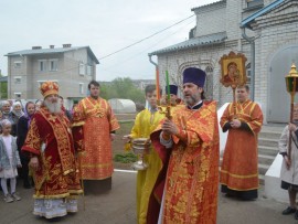 В Неделю Антипасхи в Воскресенском храме города Аксу отметили престольный праздник