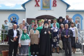 В день Святой Троицы Управляющий епархии совершил Божественную литургию и священническую хиротонию в Троицком храме села Железинка