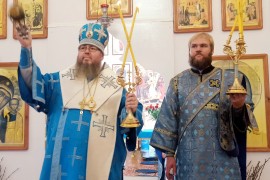 Архиерейская Литургия в праздник Казанской иконы Божией Матери