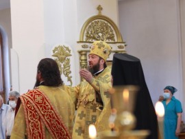 В день памяти преподобного Сергия Радонежского епископ Амфилохий возглавил Божественную Литургию в Андреевском кафедральном соборе