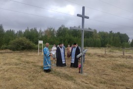 В Праздник Успения Божией Матери на месте массового захоронения репрессированных духовенством Костанайской епархии была совершена панихида