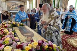 В праздник Успения Пресвятой Богородицы архиепископ Антоний совершил Божественную литургию в Свято-Успенском соборе города Атырау