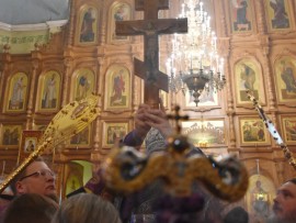 Архиерейская Литургия в праздник Воздвижения Честнаго Креста Господня