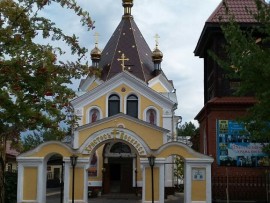В праздник Покрова Пресвятой Богородицы Преосвященный епископ Владимир совершил Литургию в храме Всех Святых Петропавловска