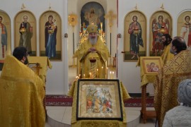 Воскресную Литургию епископ Павлодарский и Экибастузский Варнава совершил в Михаило-Архангельском храме Павлодара