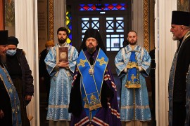 Праздник Сретения Господа Бога и Спаса нашего Иисуса Христа молитвенно встретили в главном храме Алматы