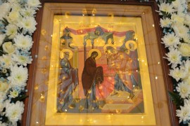 «Радуйся, Благодатная Богородице Дево, из Тебе бо возсия Солнце Правды». В праздник Сретения Господня Управляющий епархии совершил Литургию в Благовещенском кафедральном соборе