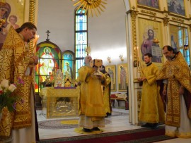 В воскресный день в главном храме Павлодарской епархии отметили памятную дату – 100 лет со дня обращения святителя Тихона, Патриарха Всероссийского, по поводу изъятия церковных ценностей
