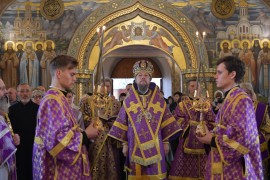 В Неделю Торжества Православия епископ Геннадий возглавил праздничные богослужения в храме Христа Спасителя города Алматы