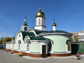 Архиерейская Литургия в храме священномученика Мефодия Петропавловского