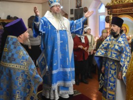 Архиерейская Литургия в праздник Казанской Иконы Божией Матери