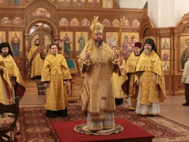 Архиепископ Амфилохий совершил Божественную Литургию в главном храме Восточного Казахстана