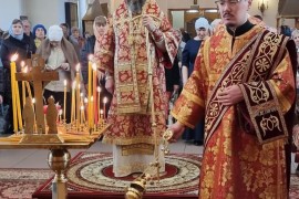 Архиепископ Амфилохий возглавил богослужения в день Радоницы