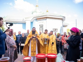 Происхождение (изнесение) Честных Древ Животворяющего Креста Господня
