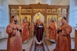 В праздник святого великомученика Пантелеимона в старейшем храме города Усть-Каменогорска была совершена Божественная Литургия