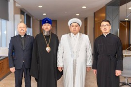 Архиепископ Амфилохий принял участие в официальных мероприятиях, посвящённых Дню духовного согласия