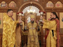 Божественная Литургия в Неделю 24-ю по Пятидесятнице (Усть-Каменогорск)