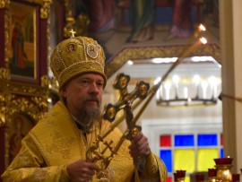19 ноября - Литургию в Вознесенском кафедральном соборе совершил епископ Геннадий
