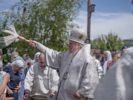 Архиерейское Богослужение в День Святого Духа