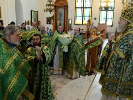В день памяти апостолов Варфоломея и Варнавы в Благовещенском кафедральном соборе отметили тезоименитство архиепископа Павлодарского и Экибастузского Варнавы