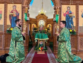 «Согласно славим Всесвятаго Духа». Божественная Литургия в день Святой Пятидесятницы в Андреевском кафедральном соборе