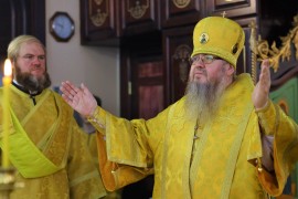 Архиерейская Литургия в храме священномученика Мефодия Петропавловского