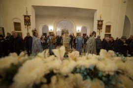 «Радуйся, Благодатная Богородице Дево, из Тебе бо возсия Солнце Правды». В праздник Сретения Господня архиепископ Варнава совершил Литургию в главном храме епархии