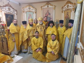 В праздник трех святителей епископ Игнатий совершил Литургию в храме в честь Архангела Михаила города Актобе