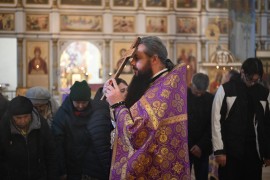 Неделя Крестопоклонная в Константино-Еленинском кафедральном соборе Костаная