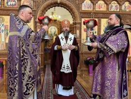 Богослужение в главном храме Восточного Казахстана в Неделю 3-ю Великого поста