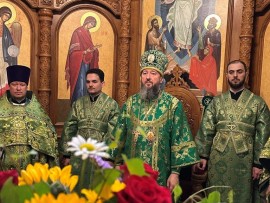 День Святой Троицы. Праздничное богослужение в главном храме Восточного Казахстана