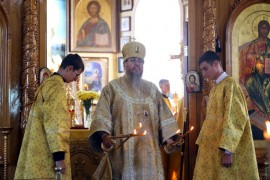 Божественная Литургия в Неделю 8-ю по Пятидесятнице