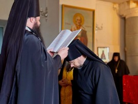 В Иверско-Петропавловском монастыре был совершен иноческий постриг