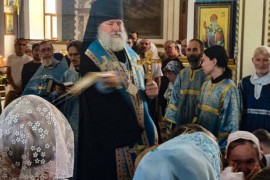Епископ Игнатий совершил Литургию воскресного дня и молебен на начало учебного года в главном храме Актобе