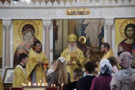 В Неделю 13-ю по Пятидесятнице Высокопреосвященнейший архиепископ Варсонофий совершил Литургию в кафедральном соборе Воскресения Христова г. Кокшетау