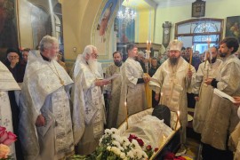 Епископ Вианор совершил заупокойную литургию и отпевание архидиакона Василия (Крюкова)