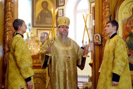 Архиерейская Литургия в кафедральном соборе Вознесения Господня в Неделю 22-ю по Пятидесятнице