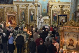 Рождество Господа и Бога и Спаса нашего Иисуса Христа. Епископ Чимкентский и Туркестанский Хрисанф совершил праздничные богослужения в Свято-Никольском кафедральном соборе г. Шымкента